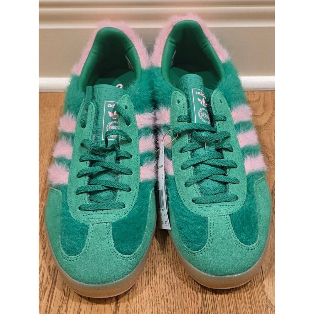 Adidas Gazelle Indoor Green Glow Pink Furry Sneaker NWT Women 11 Men 10 JP8342 - Picture 3 of 11